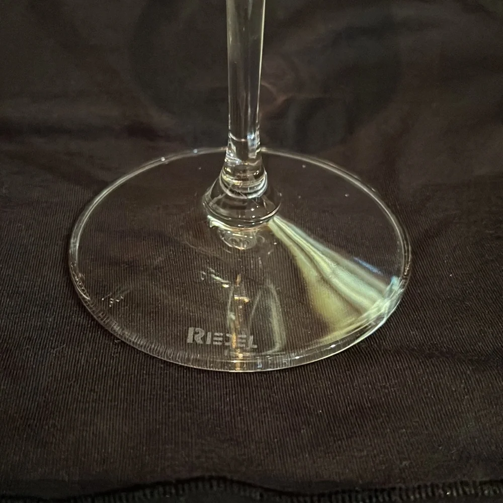 Riedel set wine